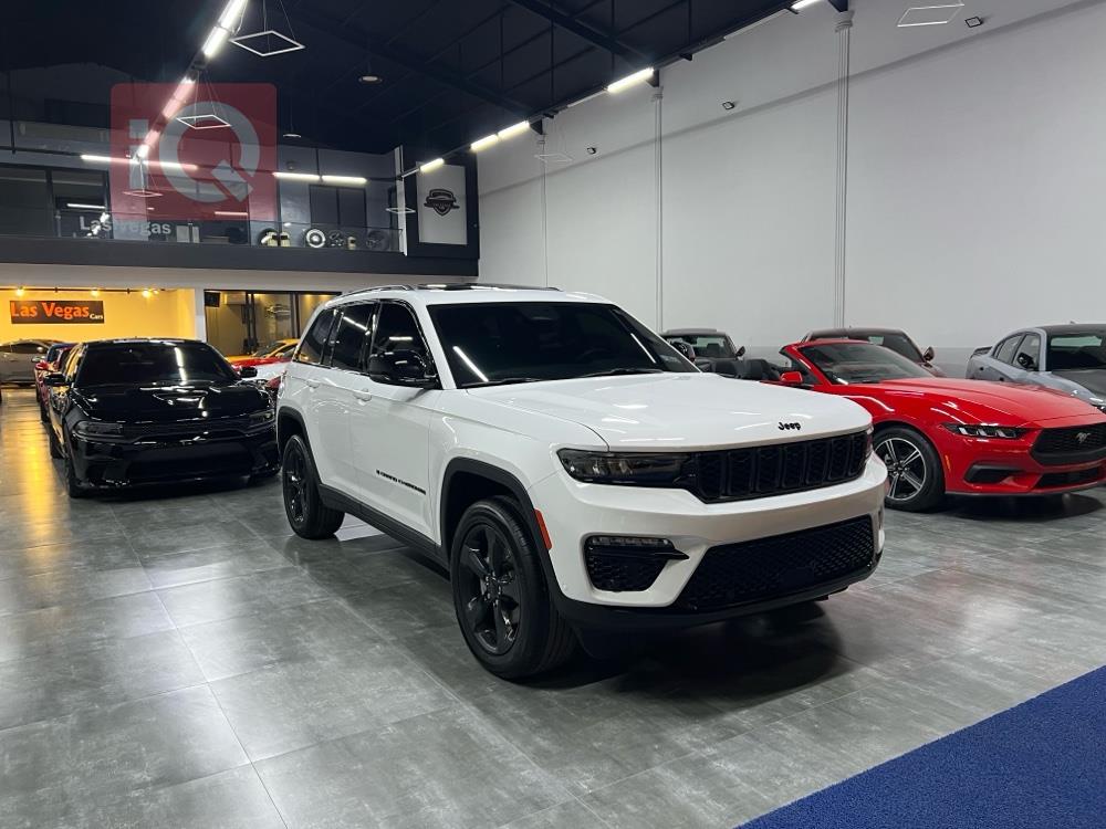 جيب جراند شيروكي